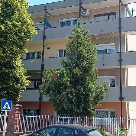 Appartement David Apartman à Siófok Extérieur photo